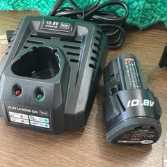 美原店　充電式レシプロソー　T-RS108V バッテリー　充電器付き  DCM  DIYの画像