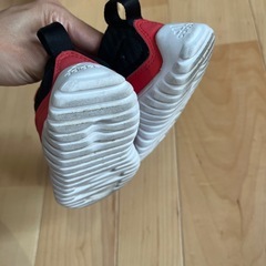 adidasスニーカーの画像