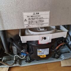 Haier（ハイアール） 冷凍庫100L　前開き／2010年JF-NU100Bの画像