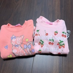 キッズ100  トレーナー2枚セットの画像