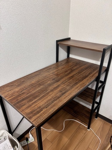 デスク（美品）\n