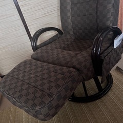 YAMAZEN 籐オットマン付き回転座椅子　の画像