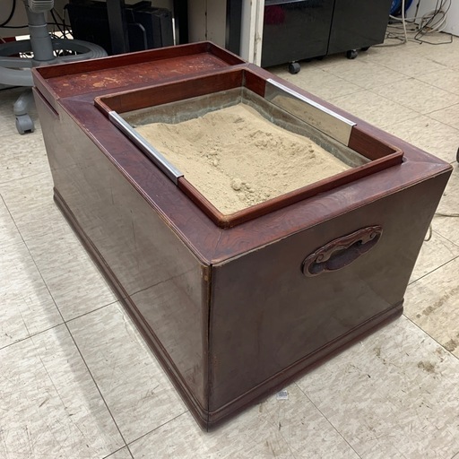 送料込み☆アンティーク【長火鉢/囲炉裏】木製 関東火鉢 長火鉢 囲炉裏 レトロ 木製 アンティーク - メルカリ