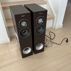 山善　キュリオム  タワー型スピーカー アンプ内蔵 (ウーファー付き)