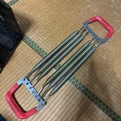 エキスパンダー　大胸筋・広背筋・肩などの筋トレに。
