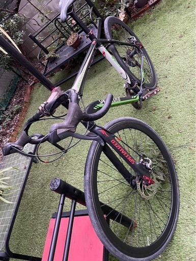 Specialized ロードバイク(バーテープ無し)