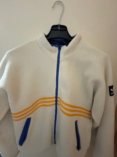 adidasアウター