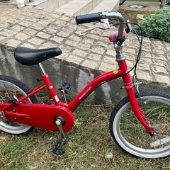 自転車　子供　赤