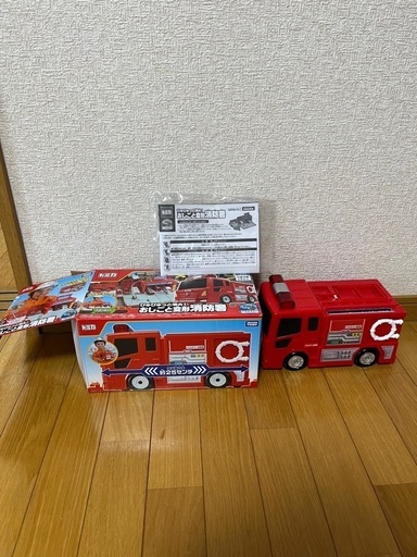 ダブルアクショントミカビル、デカパトロールカー、お仕事変形消防署、5カラーズトミカキャリー、トミカ入れ