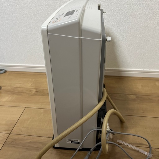 ガスファンヒーター新品