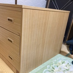 衣類収納タンスの画像