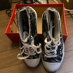 レディーススニーカー
