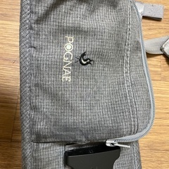 【使用感あり】ポグネー抱っこ紐　付属品ありの画像