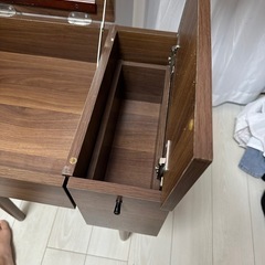  ドレッサーお届け可能の画像