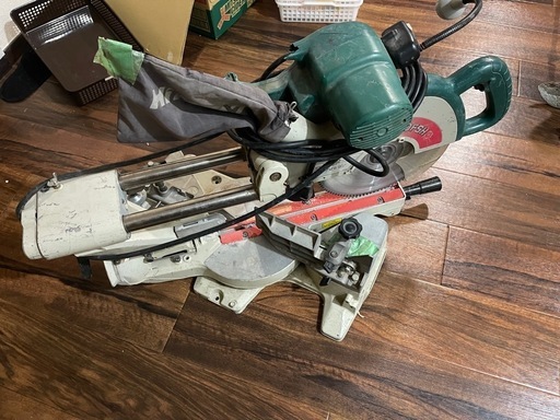 中古　HITACHI C10FSH 卓上スライド丸ノコ
