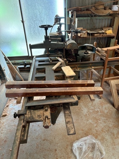 【内容変更】大工　建具　大型機械　