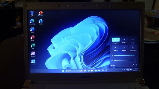 東芝 TOSHIBA dynabook ダイナブック R732 Windows 11 アップグレード DVD RW 値下げ致しました