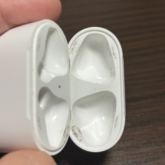 Airpods 第2世代　中古の画像