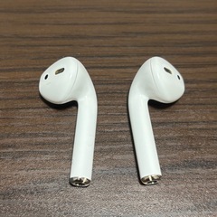 Airpods 第2世代　中古の画像
