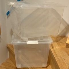 2個セット　キャスター付き・蓋つき衣装ケース　ニトリの画像