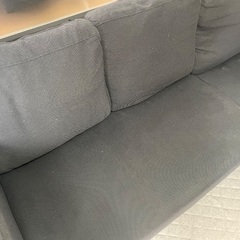【9月30日午前中か10月1日午前中引き取り可能な方】ソファの画像
