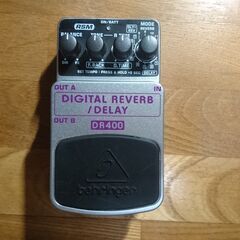 BEHRINGER ディレイ/リバーブ DR400