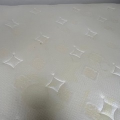 Simmons Beautyrest セミダブル マットレス ベットフレームの画像