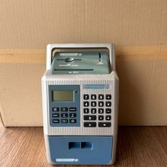 電話型貯金箱？