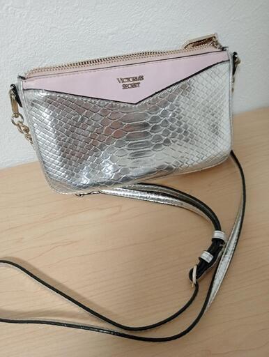 最終価格！　ビクトリアシークレット　ショルダーバッグ