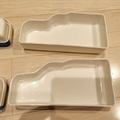 お弁当箱　はやぶさ　こまちの画像