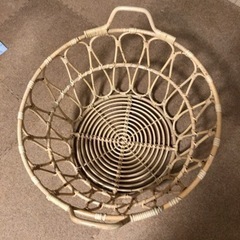 IKEA ラタンバスケットの画像