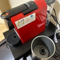 ネスプレッソエッセンサミニ3点セットミルクスチーマーと収納付きカプセルプレゼントの画像