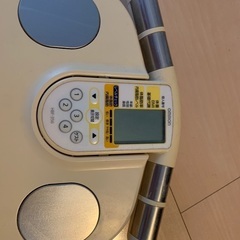 OMRON オムロン 体重計の画像