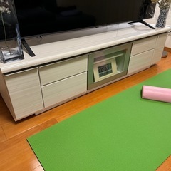 【10月17日まで】光沢のある木目模様が美しいローボード(ポステ...