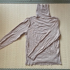 セーター　ニット　ハイネックの画像