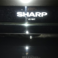 （お話し中です）SHARP  テレビ　19型