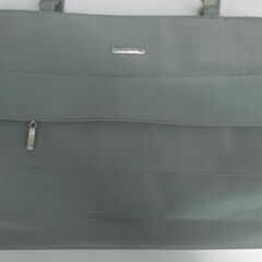 ハンドバッグ　緑　1個の画像