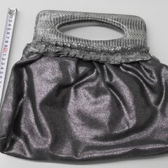 ハンドバッグ　ダークグレー　1個の画像