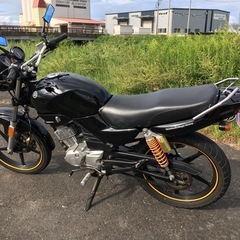 ヤマハybr125ccバイクの画像