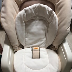 決まりました！ベビー ローハイチェア     テーブル付き