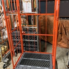 カゴ台車　　中古の画像