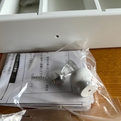 新品未使用メイクボックス三面鏡白の画像