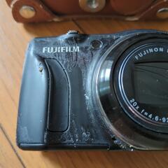 富士フイルムデジカメ　ジャンク品の画像
