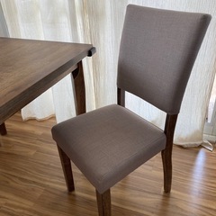 アメリカ家具　ダイニングチェア3脚あります