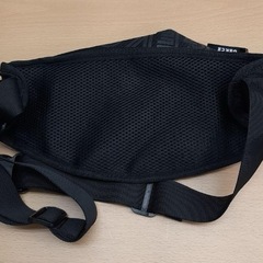 新品　ボディバッグの画像