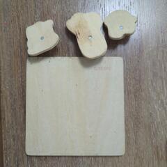 絵本と型はめパズル（幼児、赤ちゃん用）の画像