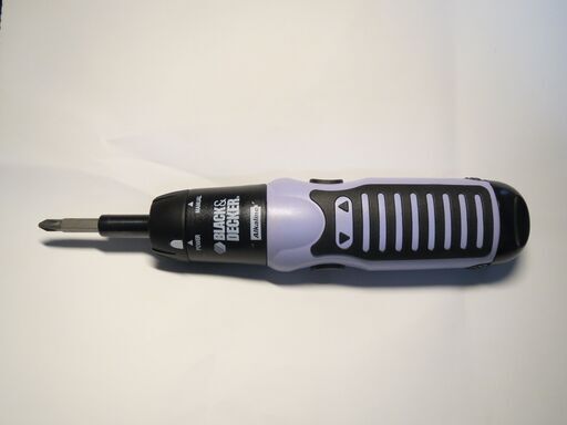 ブラックアンドデッカー　乾電池式電気ドライバー　単三電池4本　＋－ビット付き　ＤＣ6Ｖ