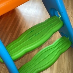 滑り台　子ども用　トイザラス　汚れあり　自宅まで取りに来られる方のみ　おもちゃの画像