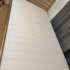 セミダブルベッドの画像