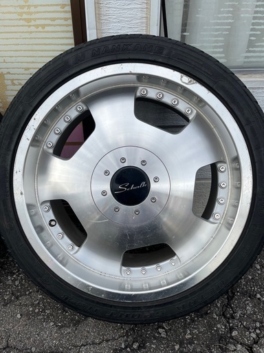 秋のドライブに18インチホイール